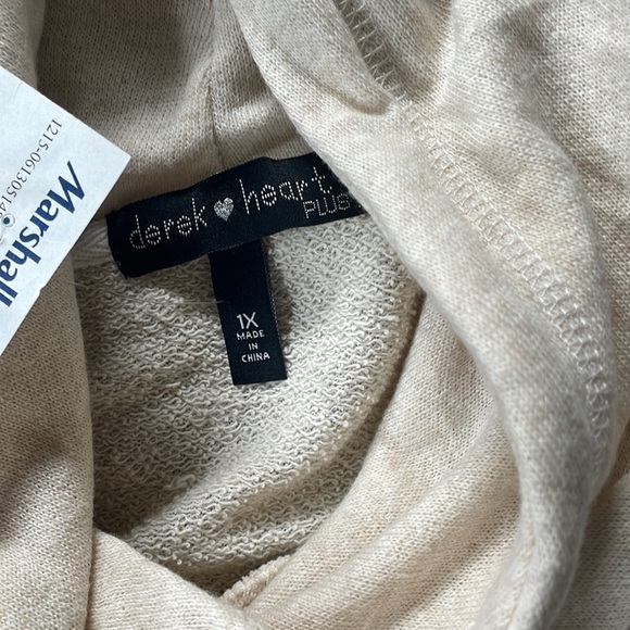 Top - Picture 4 of 5